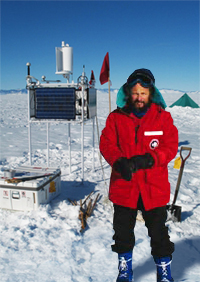 Spencer Klein with the prototype ARIANNA station, Ross Ice Shelf.