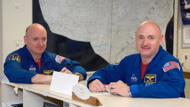 Photo of Twins Scott and Mark Kelly